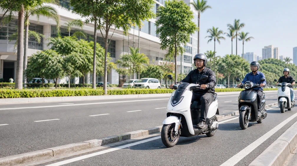 two-and-three-wheelers-1.webp